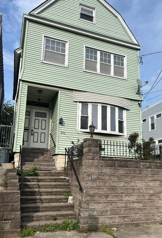 # 250014661 - For Rent in JERSEY CITY - Greenville NJ