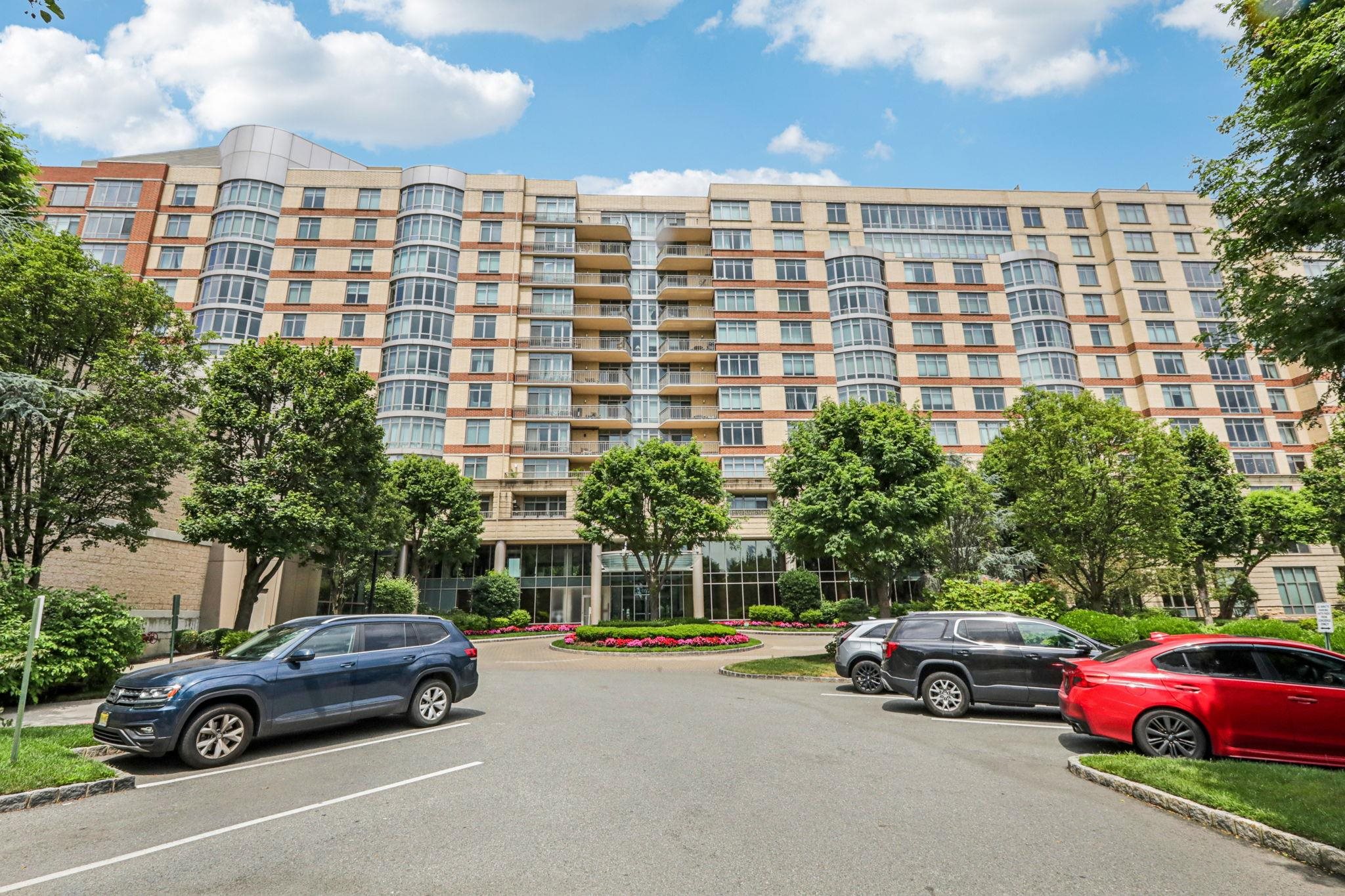 # 250014679 - For Rent in North Bergen NJ