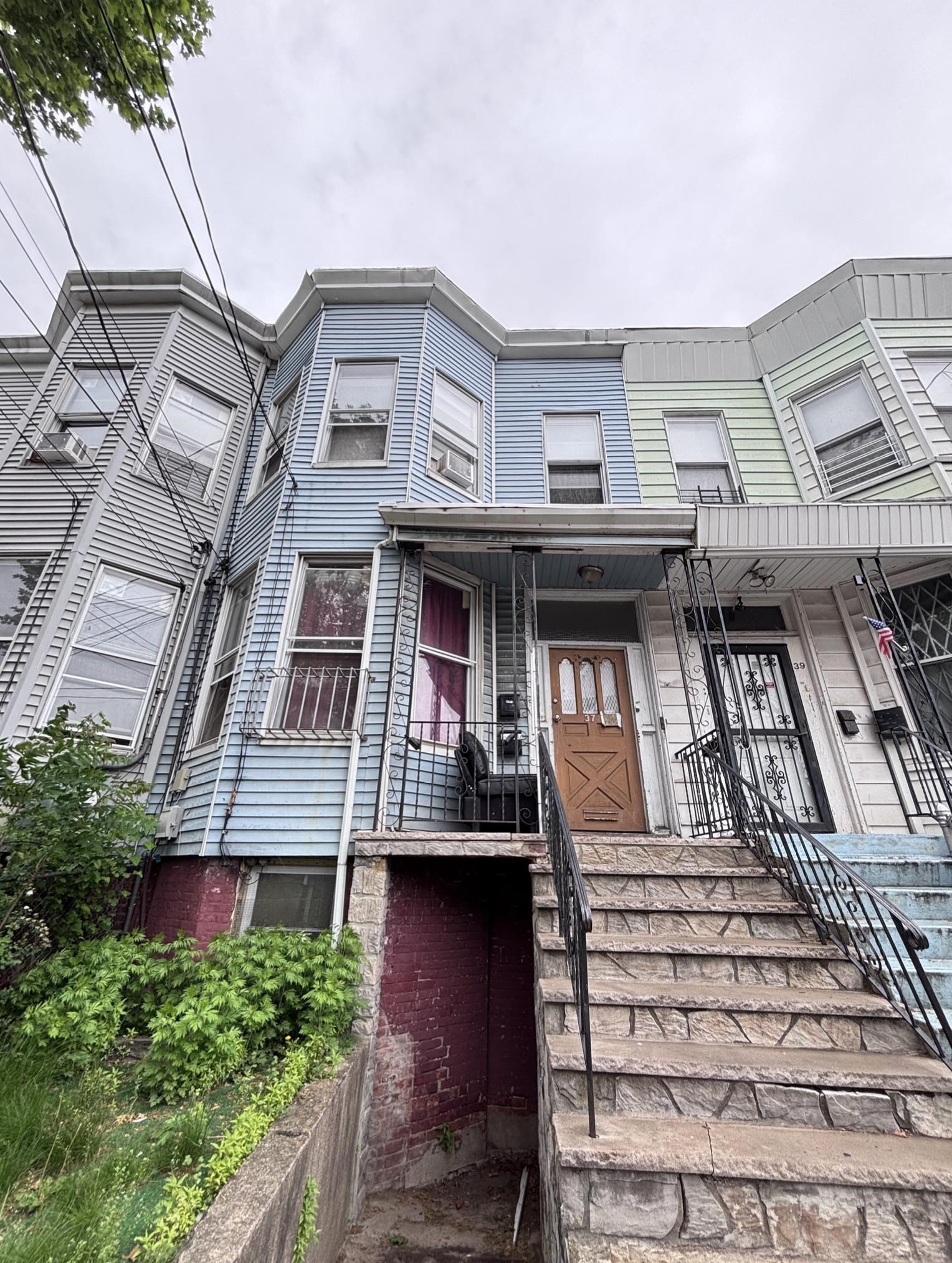 # 250014680 - For Rent in JERSEY CITY - Greenville NJ