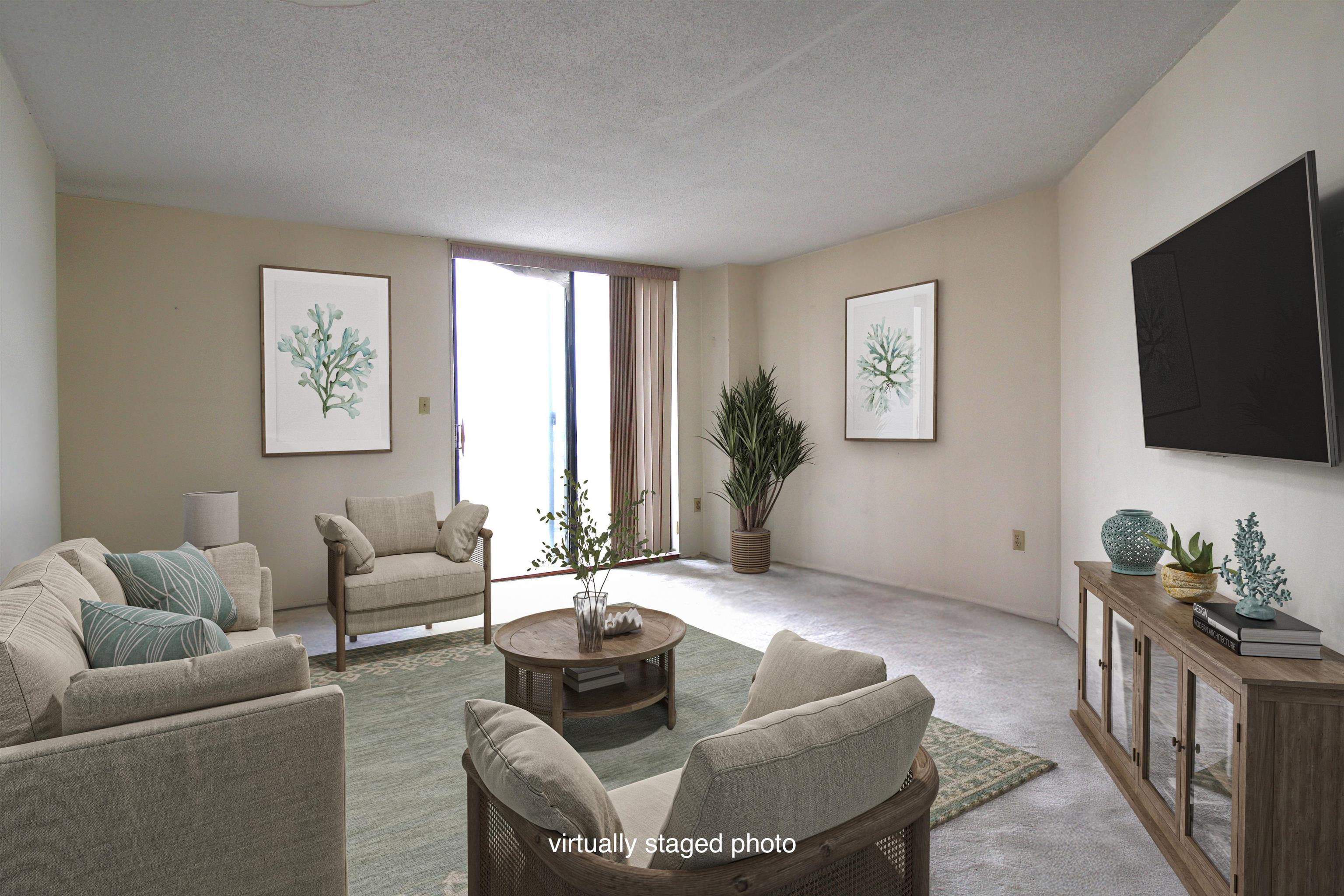 # 250014682 - For Rent in Secaucus NJ