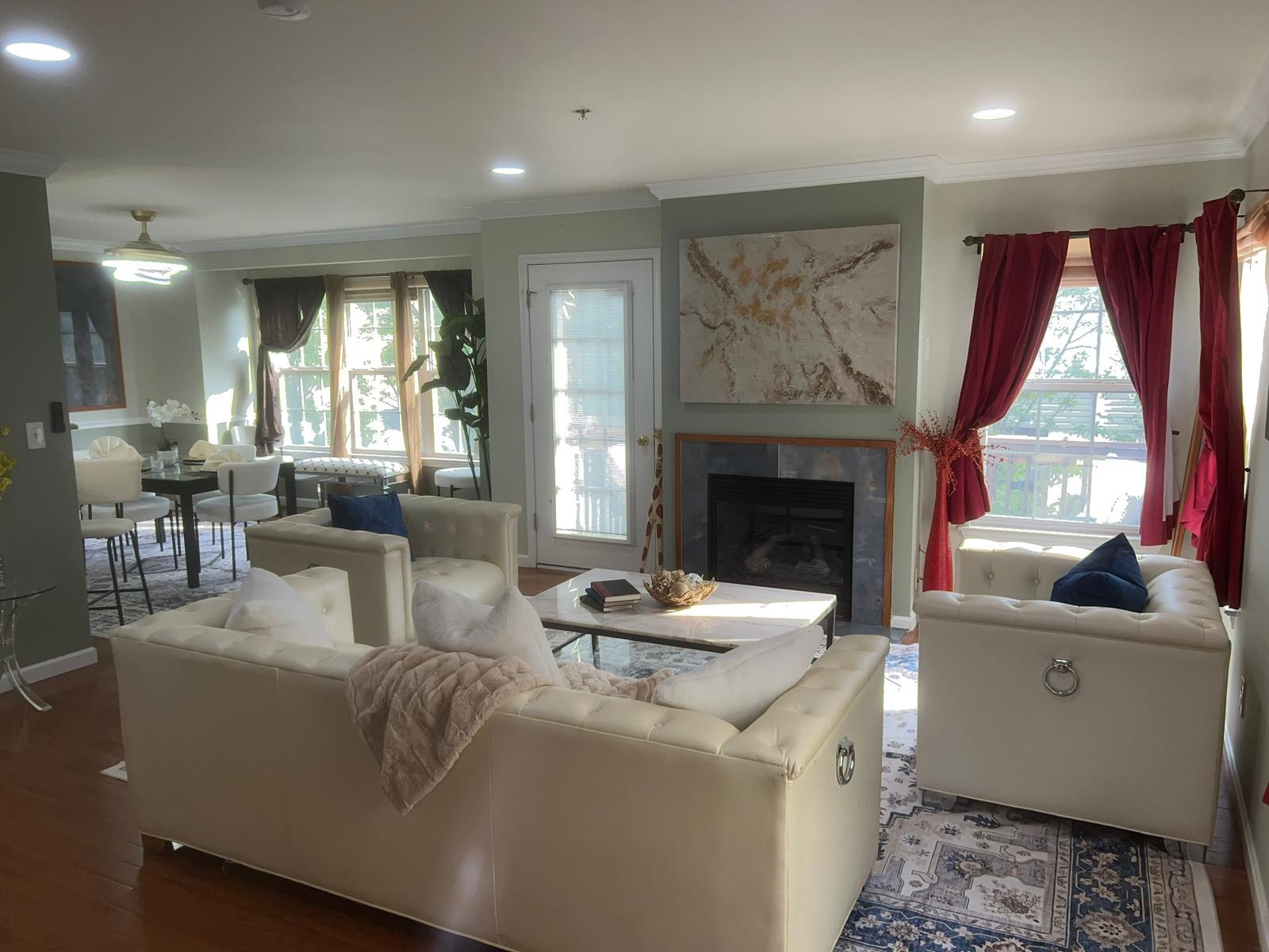 # 250014696 - For Rent in Bayonne NJ