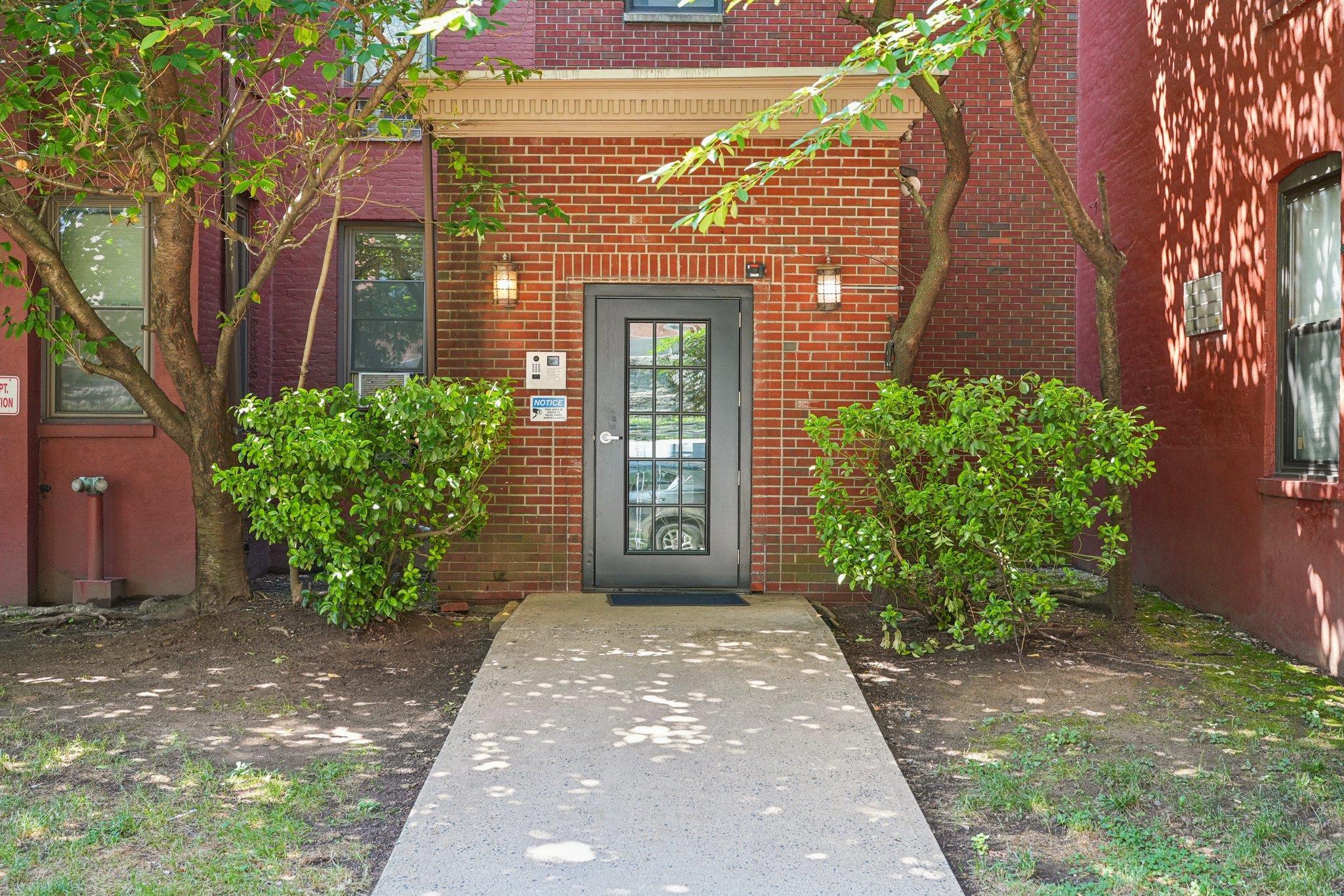 # 250014709 - For Rent in JERSEY CITY - Downtown NJ