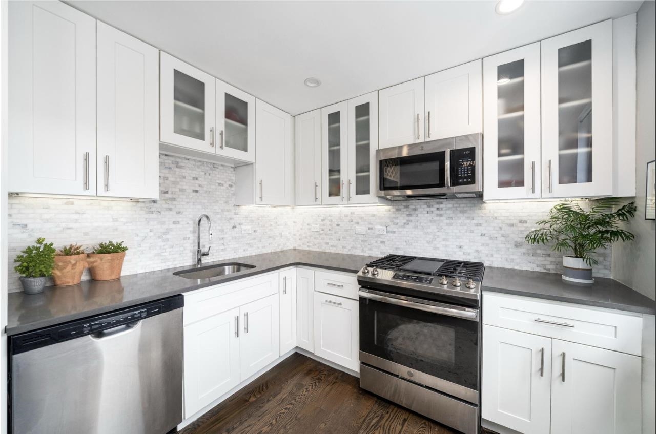 # 250014711 - For Rent in JERSEY CITY - Journal Square NJ