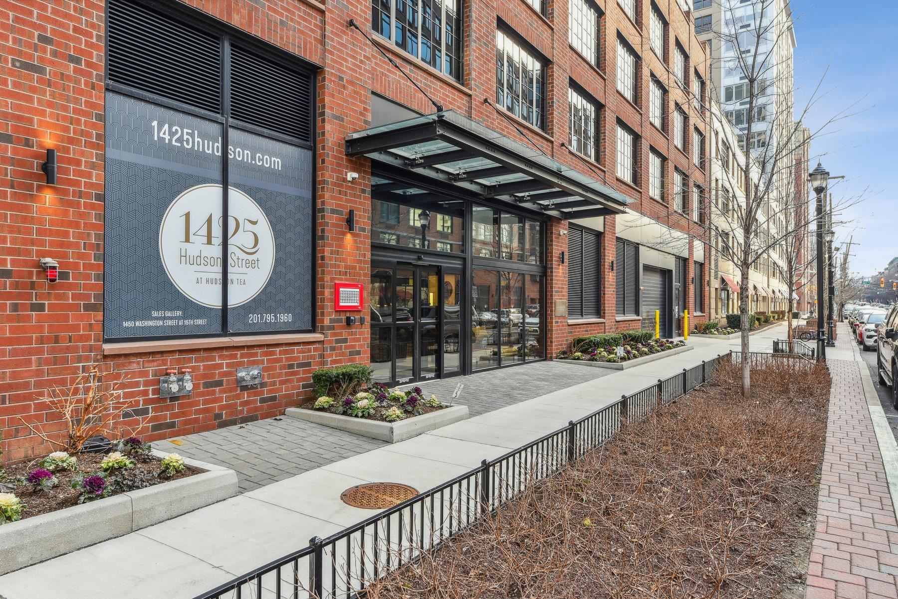 # 250014716 - For Rent in Hoboken NJ
