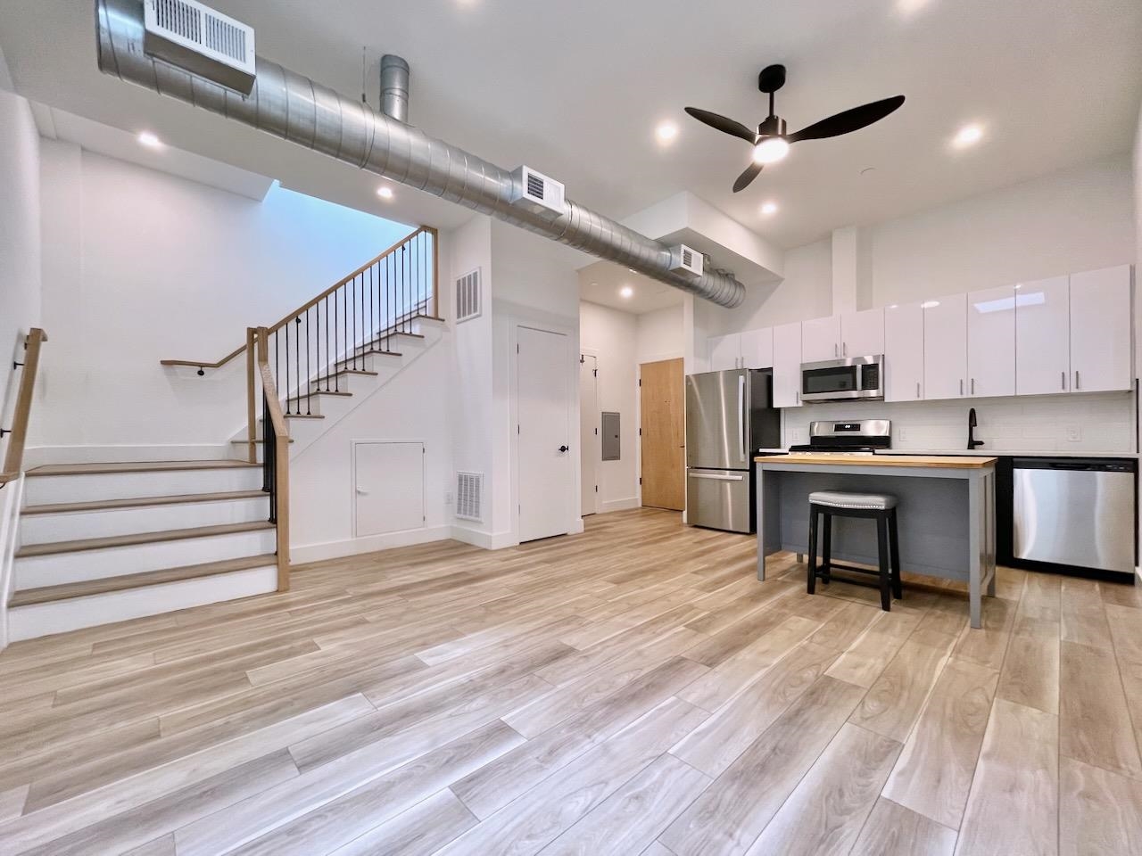 # 250014718 - For Rent in JERSEY CITY - Downtown NJ