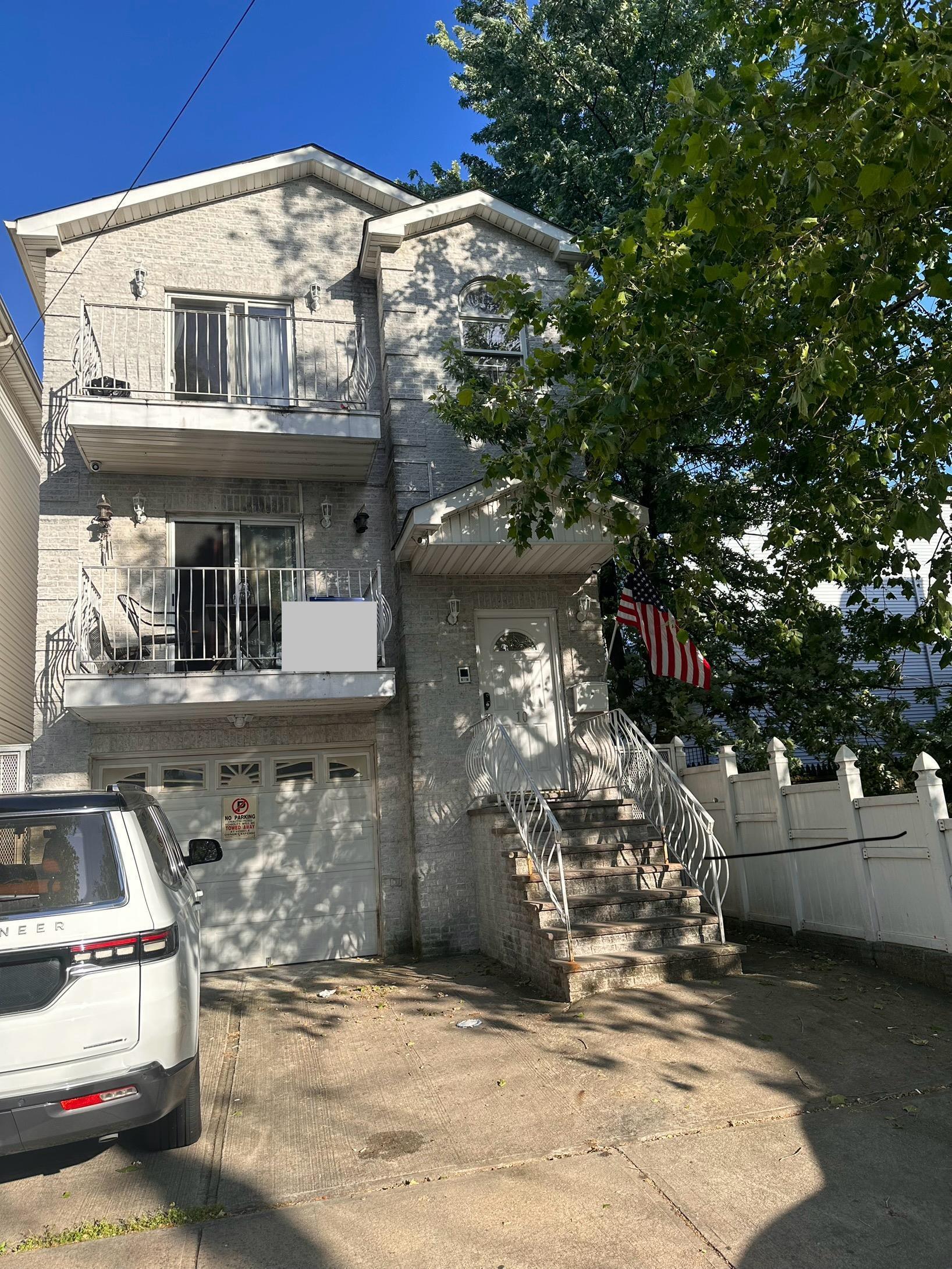 # 250014739 - For Rent in JERSEY CITY - West Bergen NJ