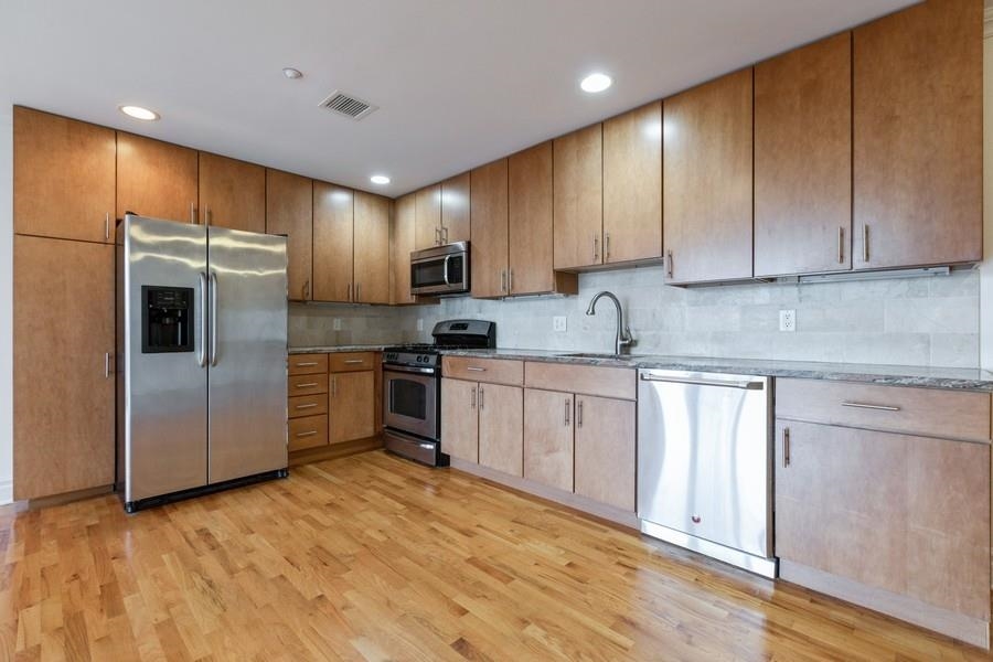 # 250014775 - For Rent in Rutherford NJ
