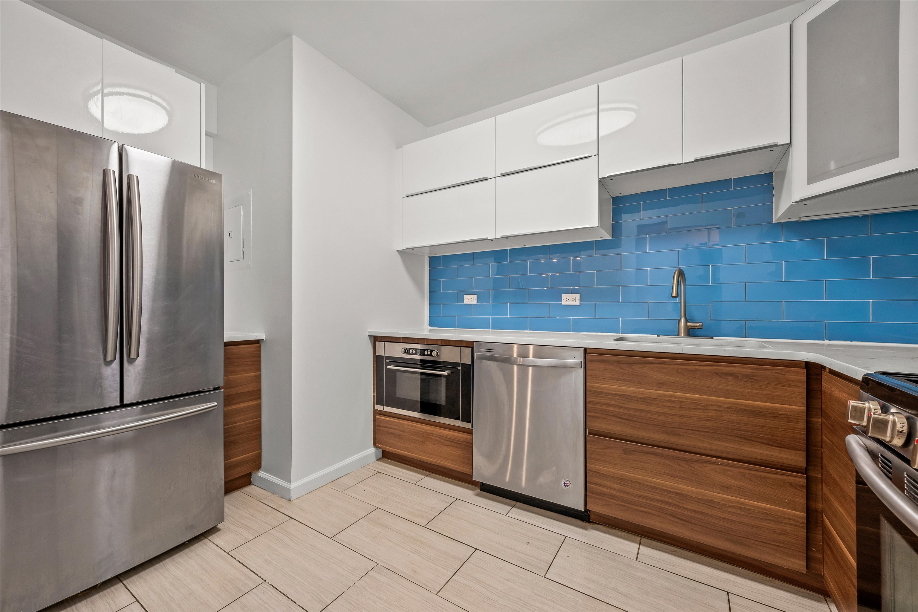 # 250014781 - For Rent in JERSEY CITY - Downtown NJ