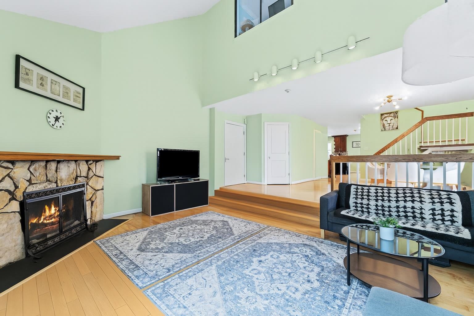 # 250014826 - For Rent in Secaucus NJ
