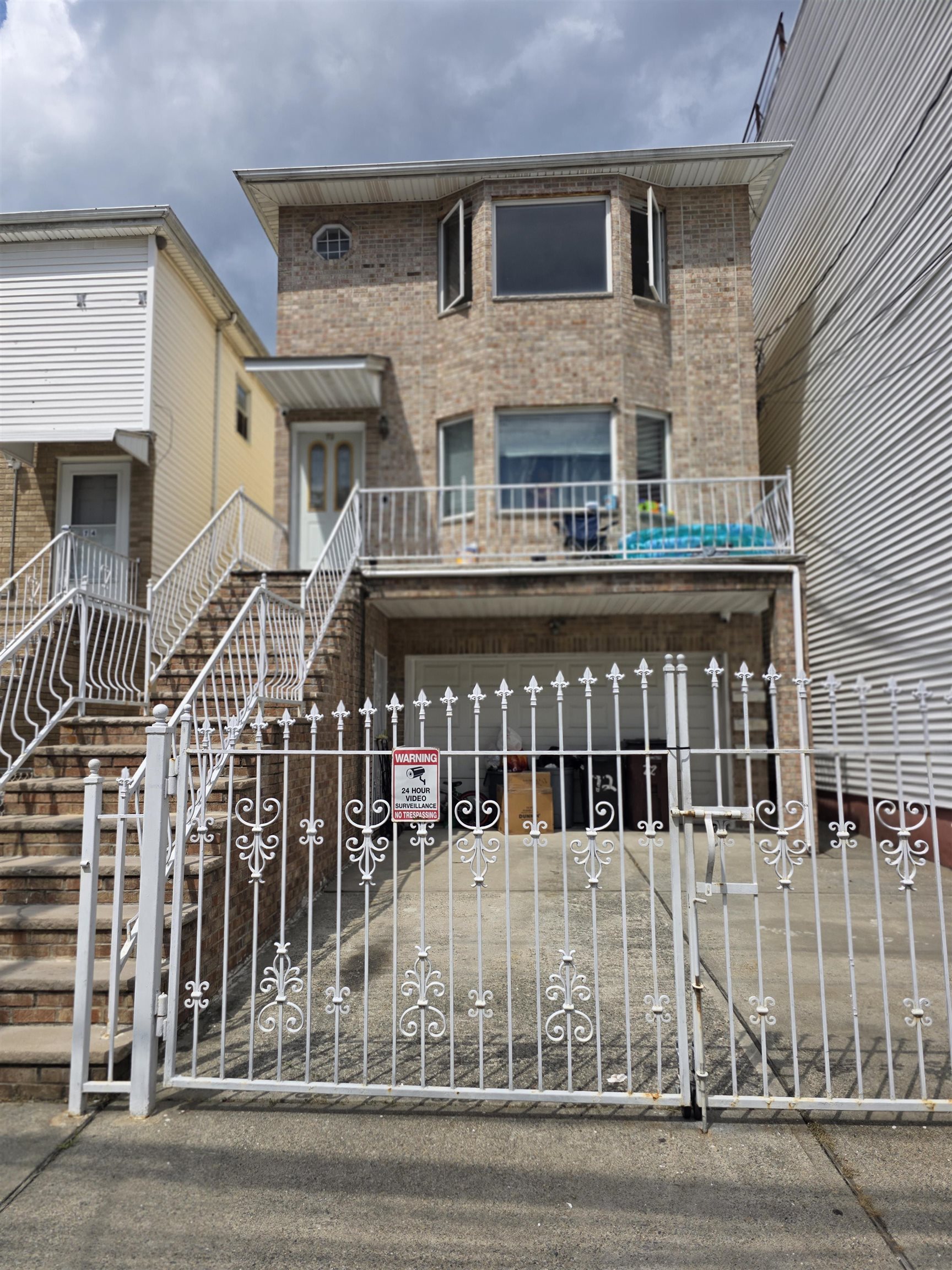 # 250014828 - For Rent in JERSEY CITY - Heights NJ