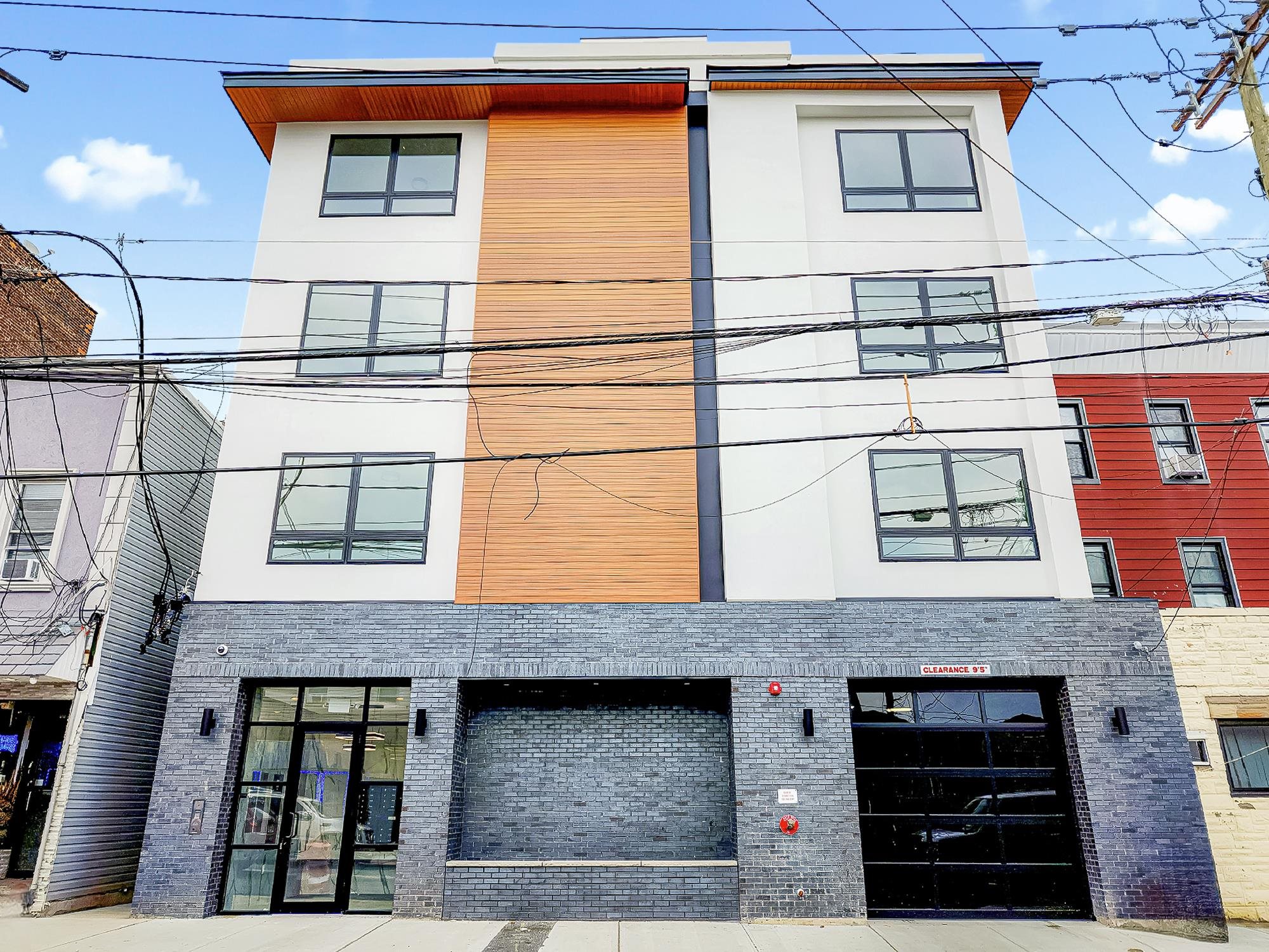 # 250014831 - For Rent in Guttenberg NJ