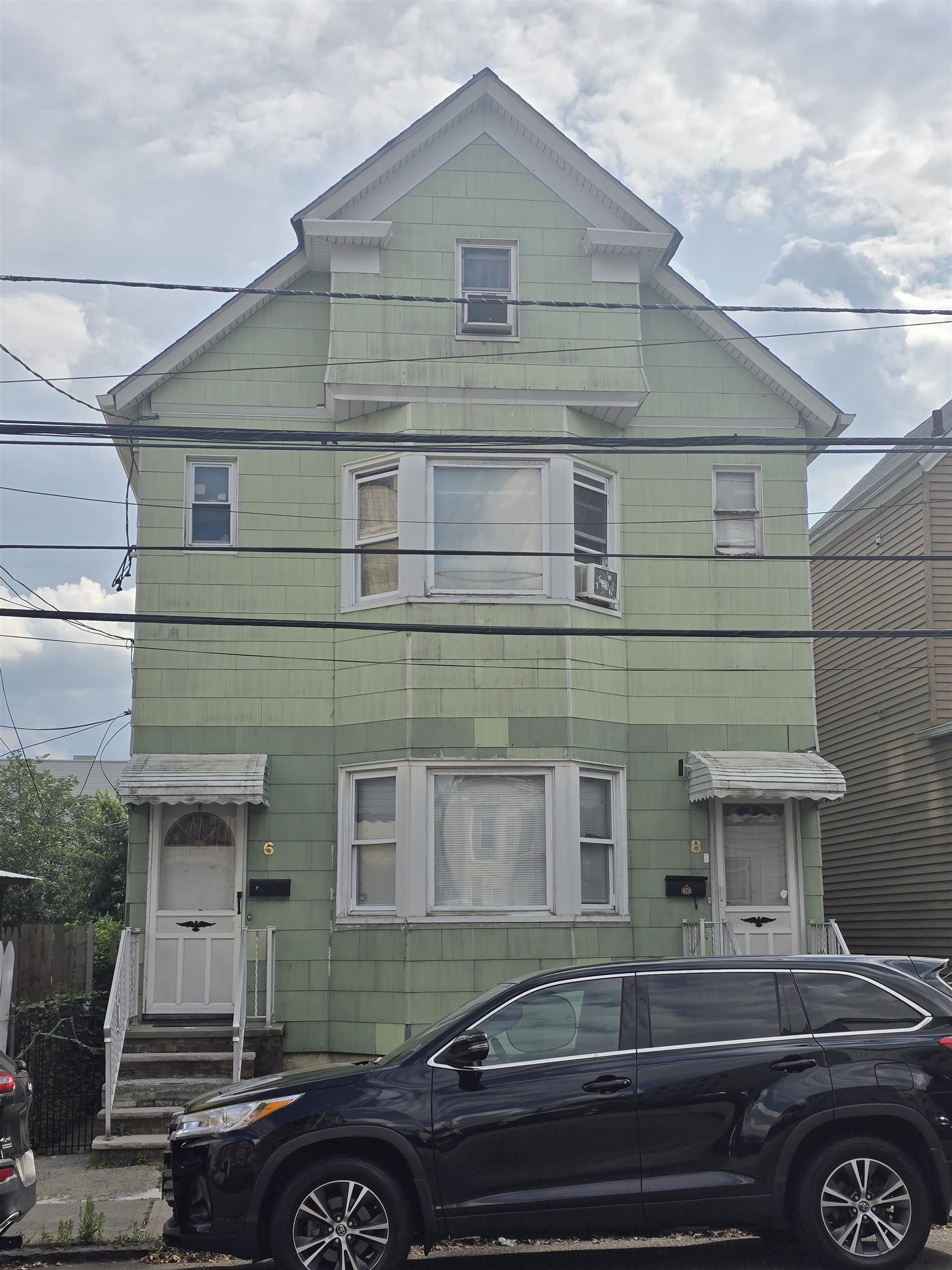 # 250014844 - For Rent in Bayonne NJ