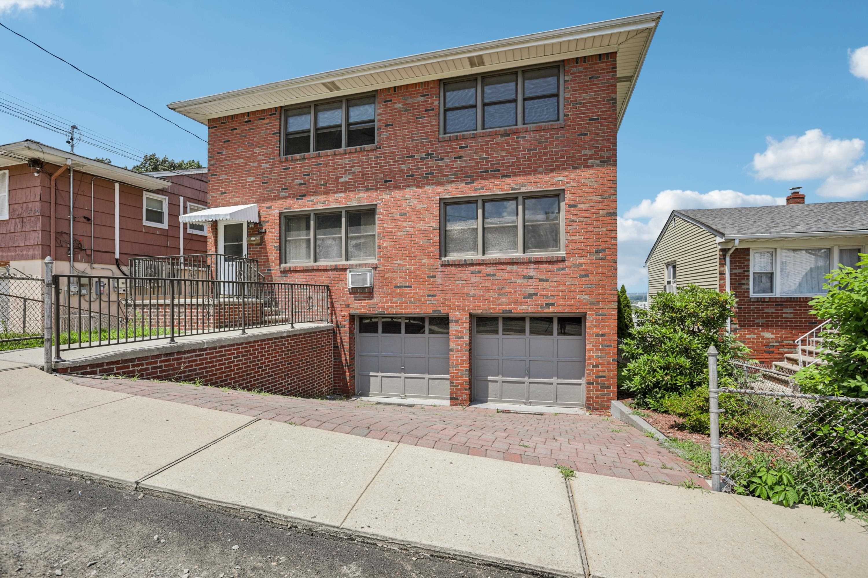 # 250014849 - For Rent in North Bergen NJ