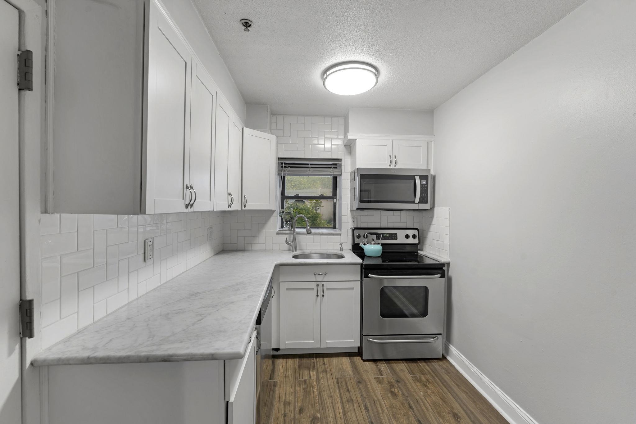 # 250014878 - For Rent in JERSEY CITY - Heights NJ