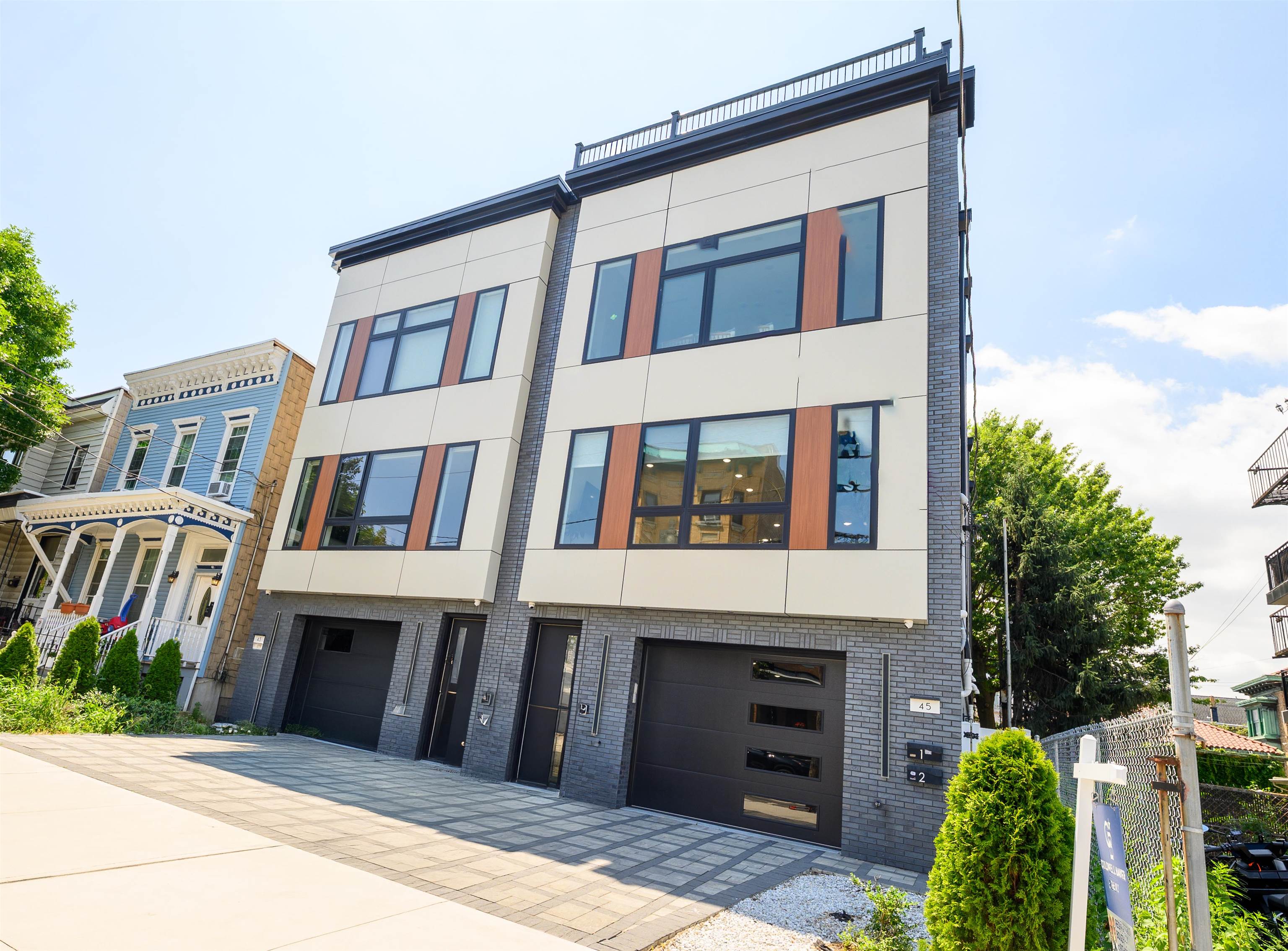 # 250014884 - For Rent in JERSEY CITY - Heights NJ