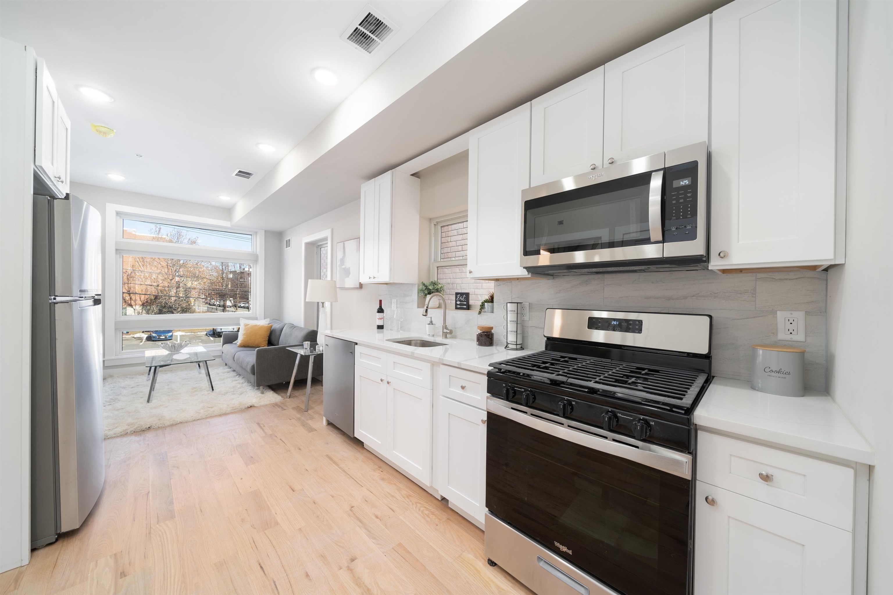# 250014888 - For Rent in JERSEY CITY - Journal Square NJ