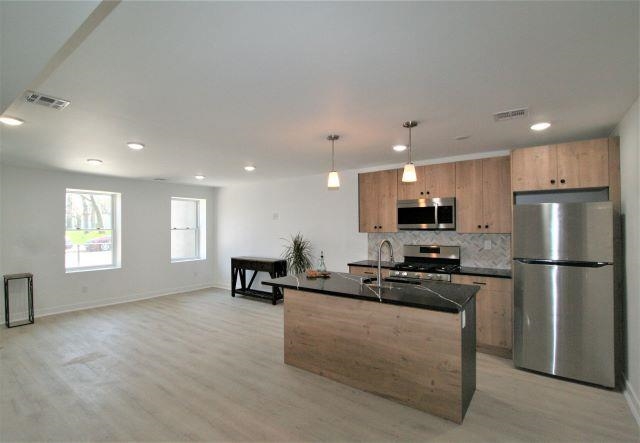 # 250014932 - For Rent in JERSEY CITY - Bergen-Lafayett NJ