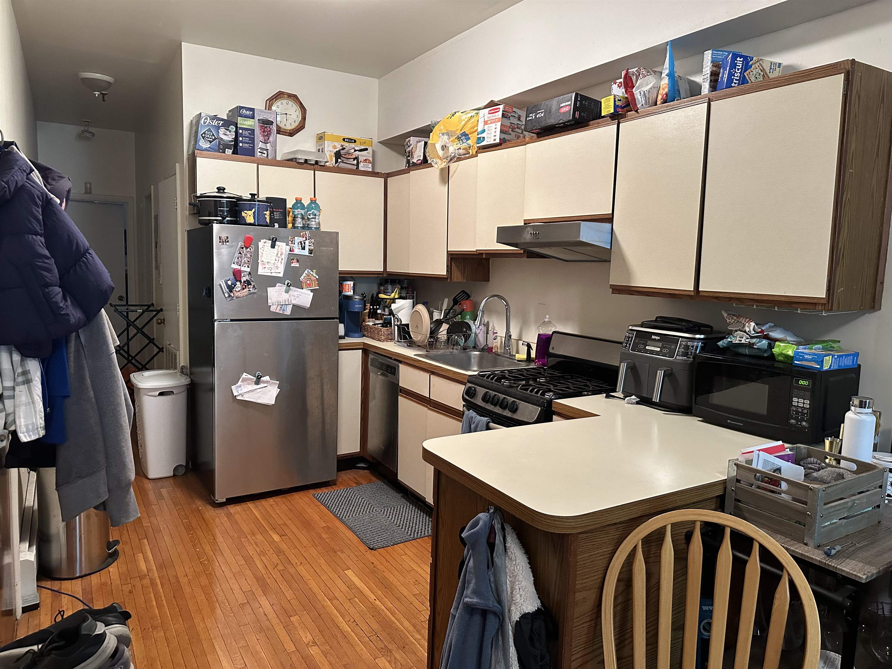 # 250014971 - For Rent in Hoboken NJ