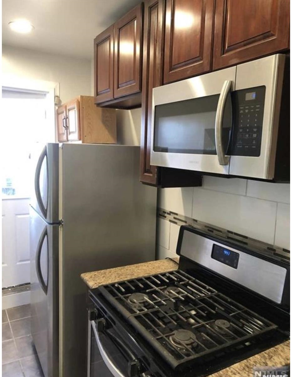 # 250014986 - For Rent in North Bergen NJ