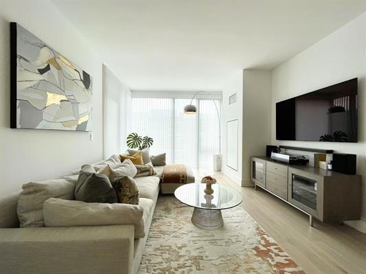 # 250015008 - For Rent in West New York NJ