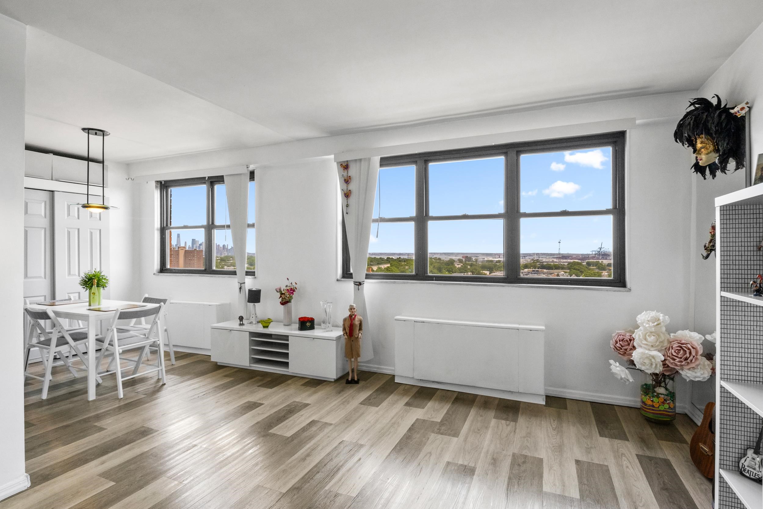 # 250015020 - For Rent in Bayonne NJ