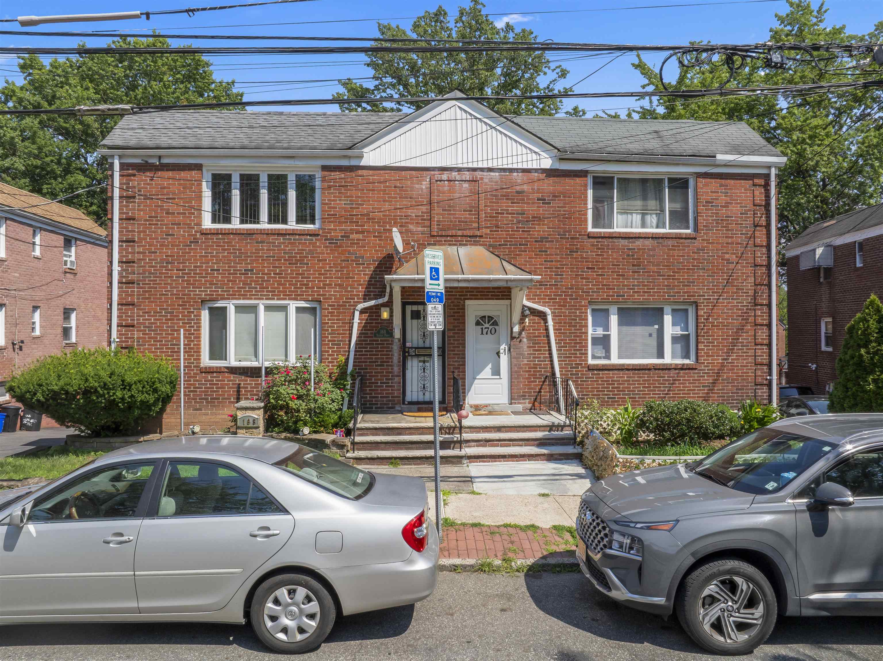# 250015029 - For Rent in Newark NJ