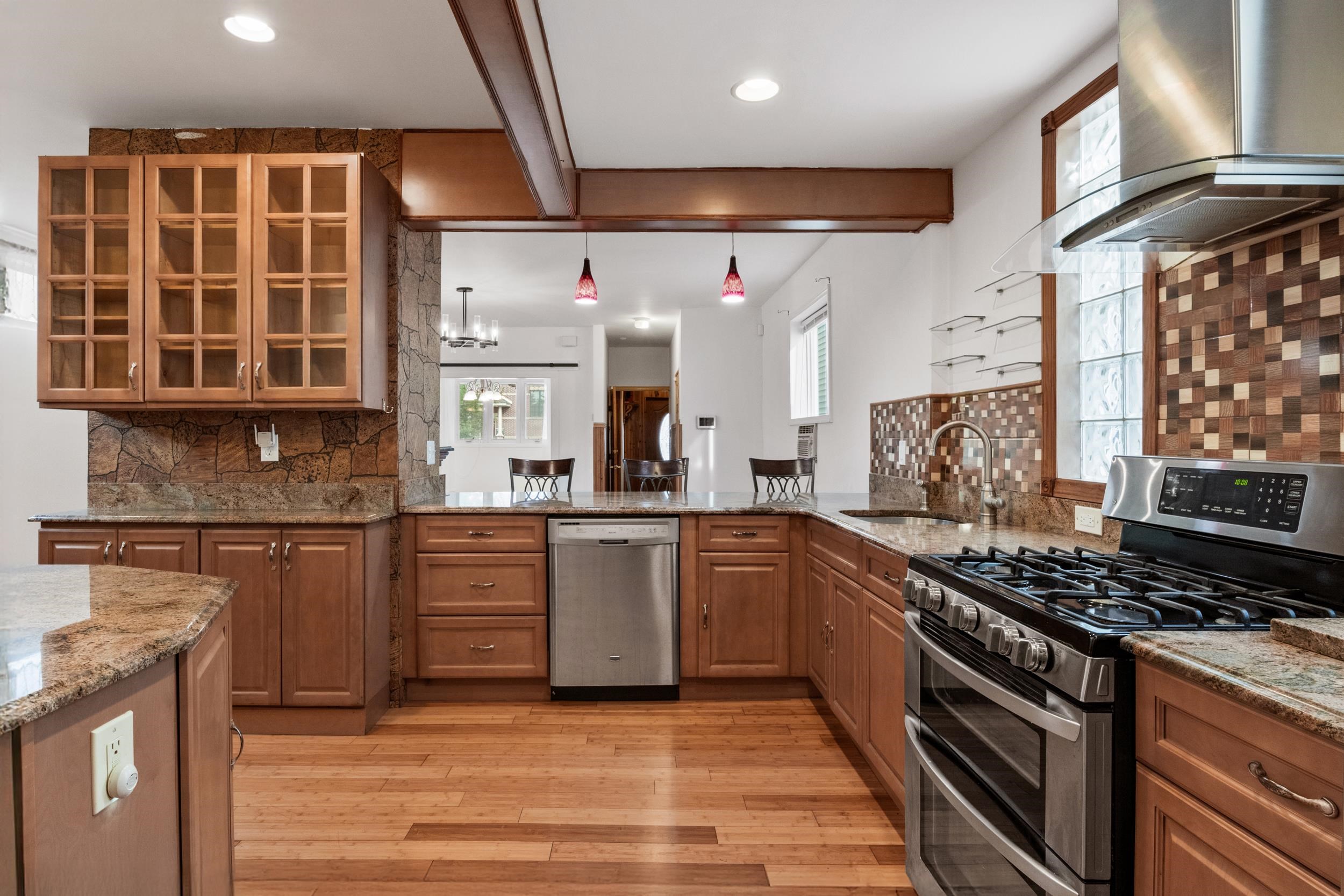 # 250015060 - For Rent in Bayonne NJ