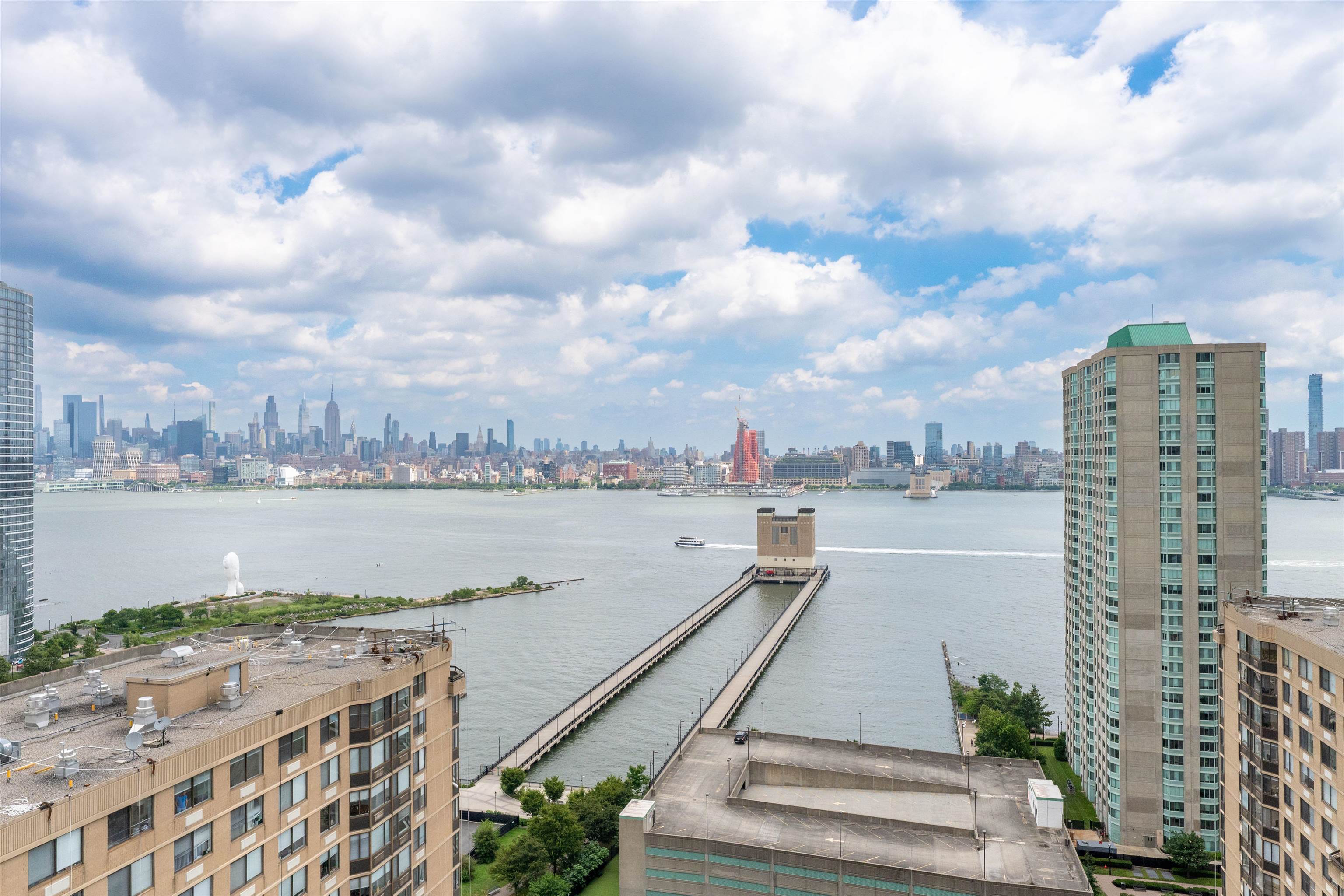 # 250015064 - For Rent in JERSEY CITY - Downtown NJ