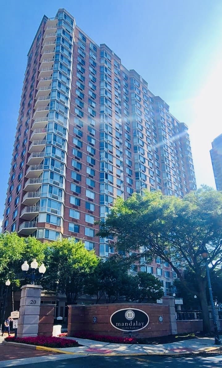 # 250015090 - For Rent in JERSEY CITY - Downtown NJ
