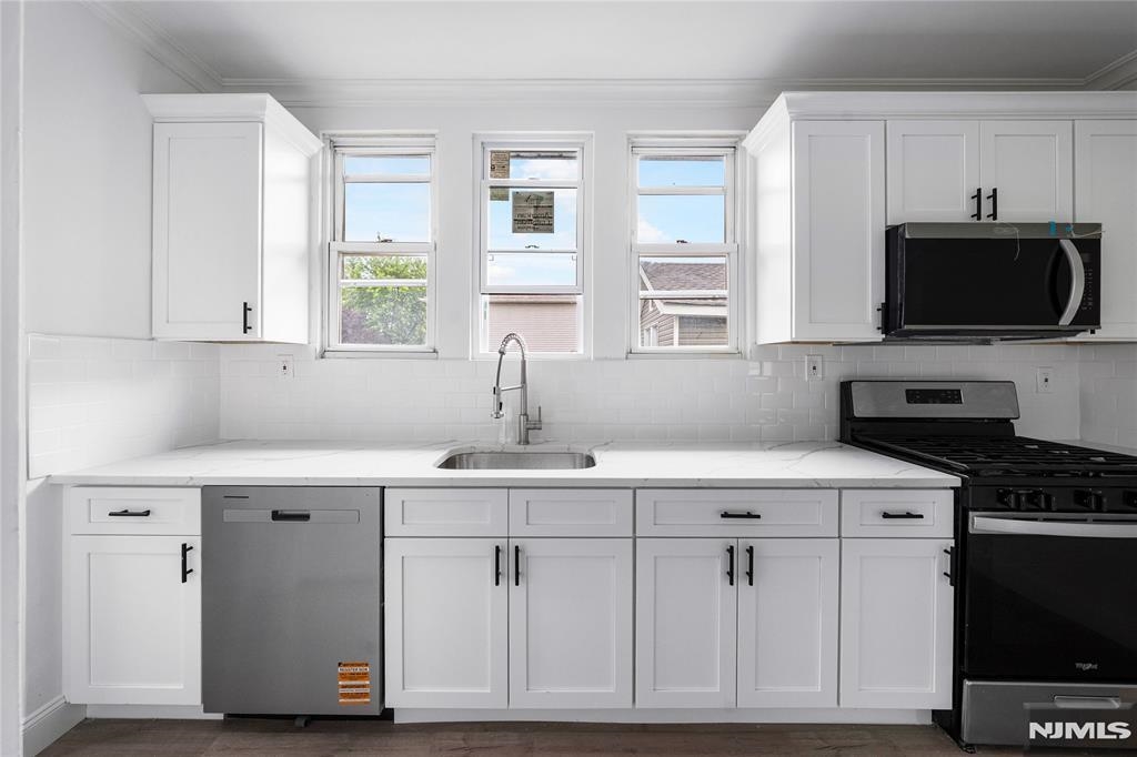 # 250015091 - For Rent in North Bergen NJ