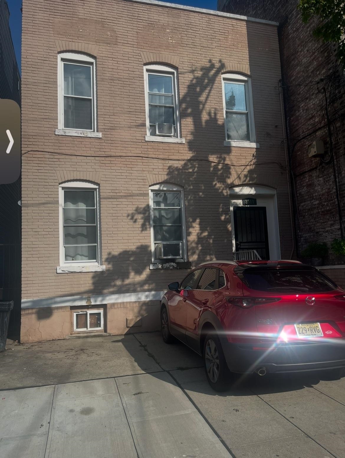 # 250015092 - For Rent in Union City NJ