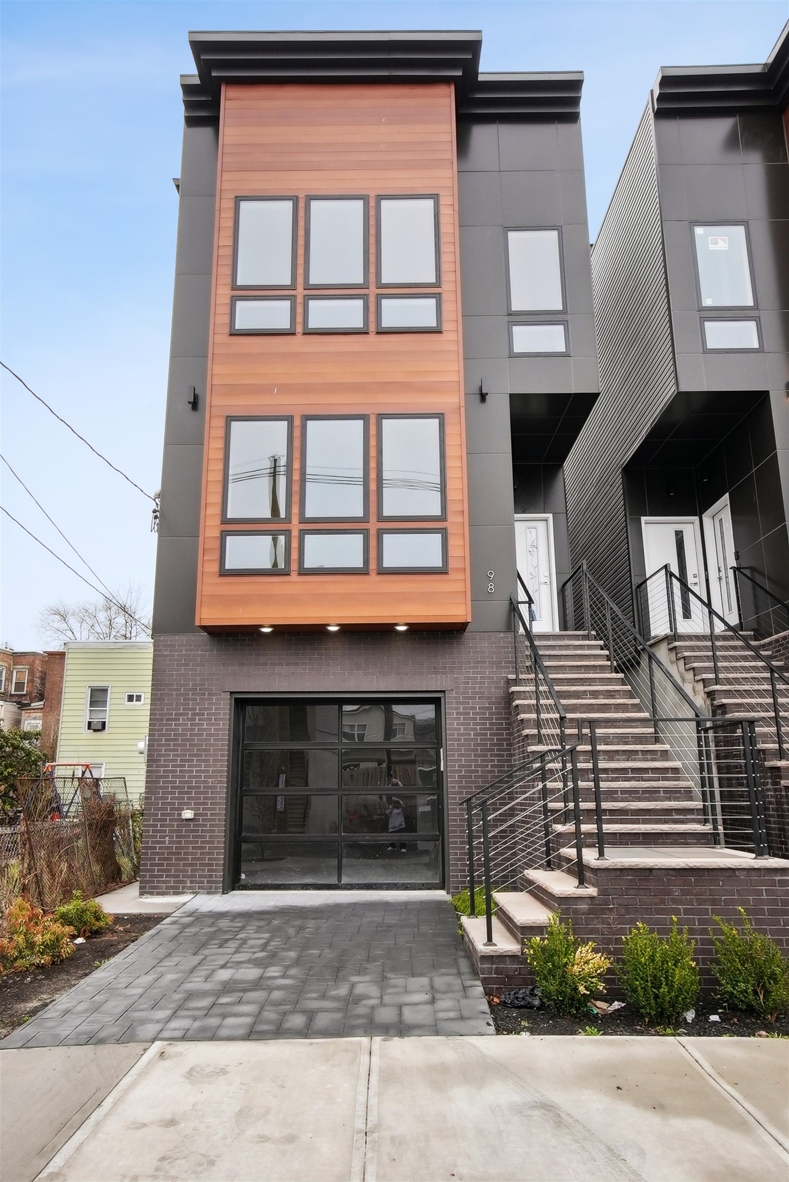 # 250015096 - For Rent in JERSEY CITY - Bergen-Lafayett NJ