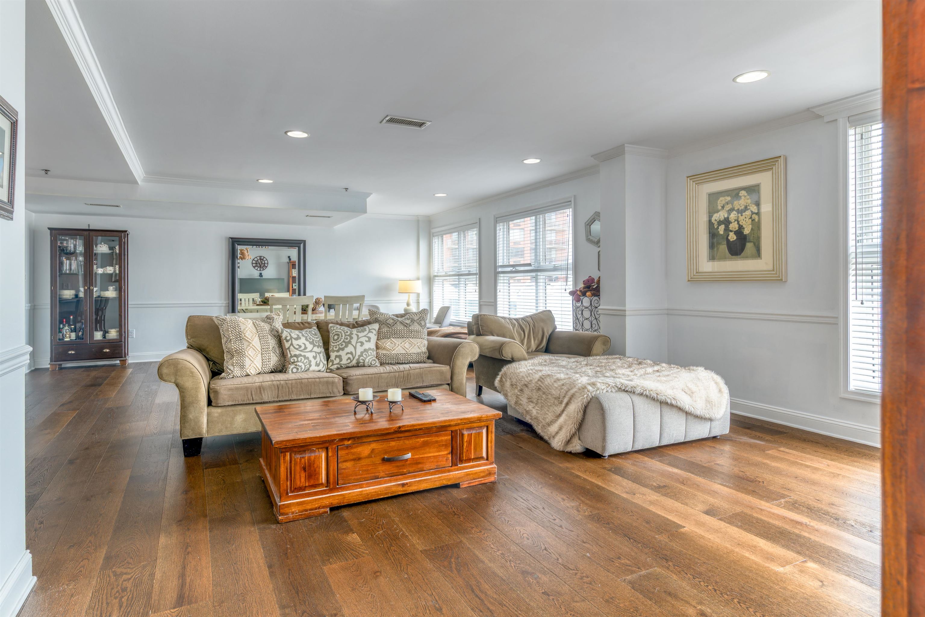 # 250015098 - For Rent in Hoboken NJ