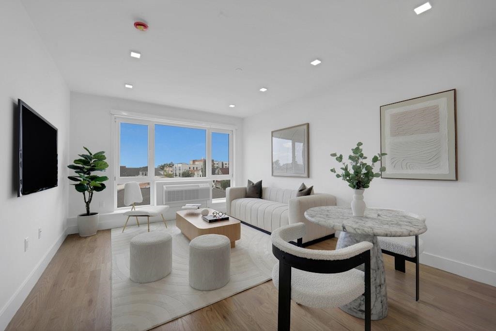 # 250015103 - For Rent in North Bergen NJ