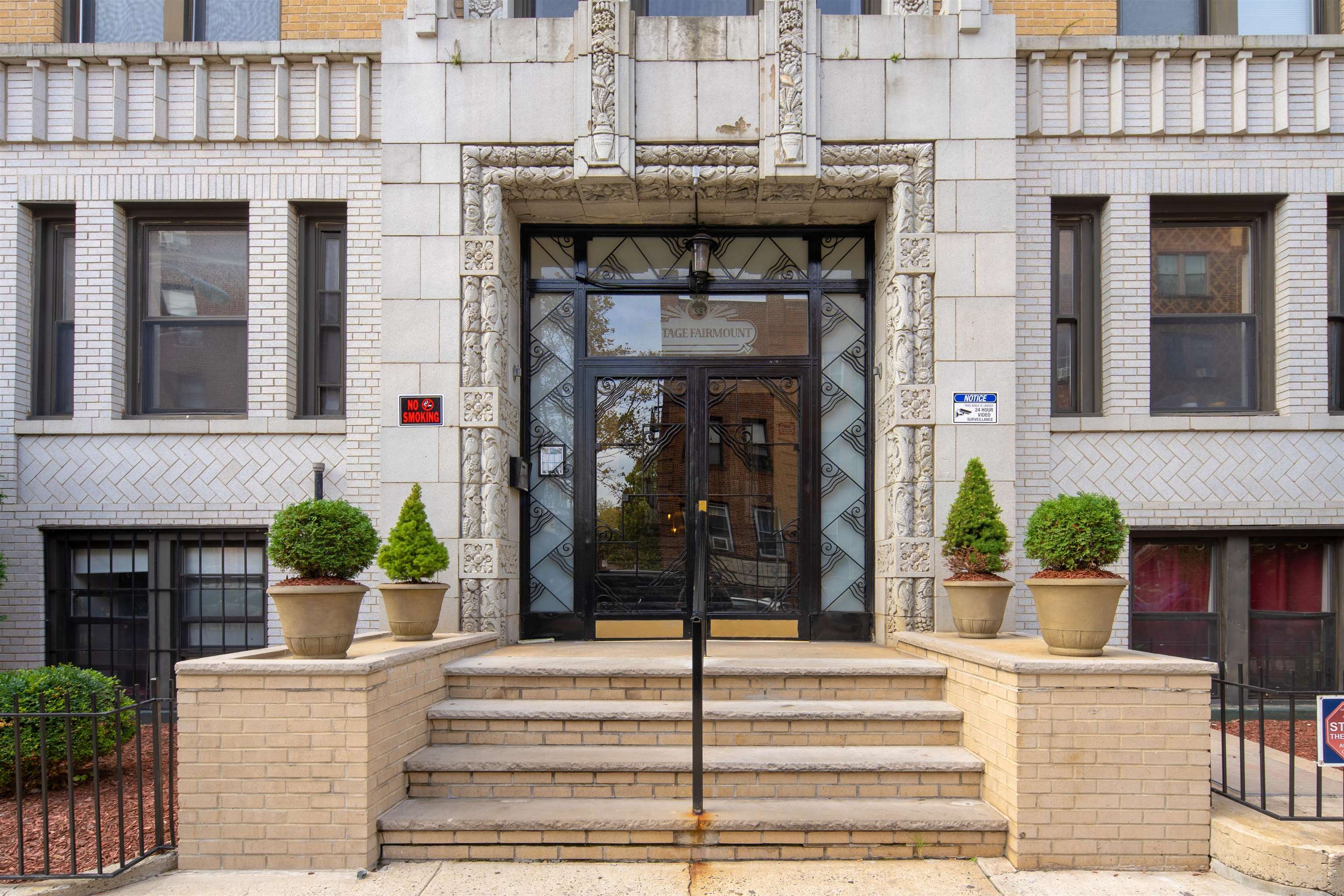# 250015112 - For Rent in JERSEY CITY - Journal Square NJ