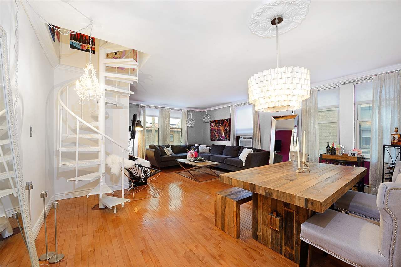 # 250015128 - For Rent in JERSEY CITY - Journal Square NJ