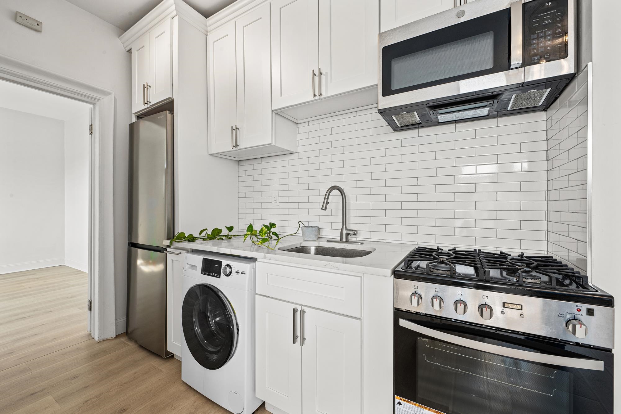 # 250015133 - For Rent in JERSEY CITY - Journal Square NJ