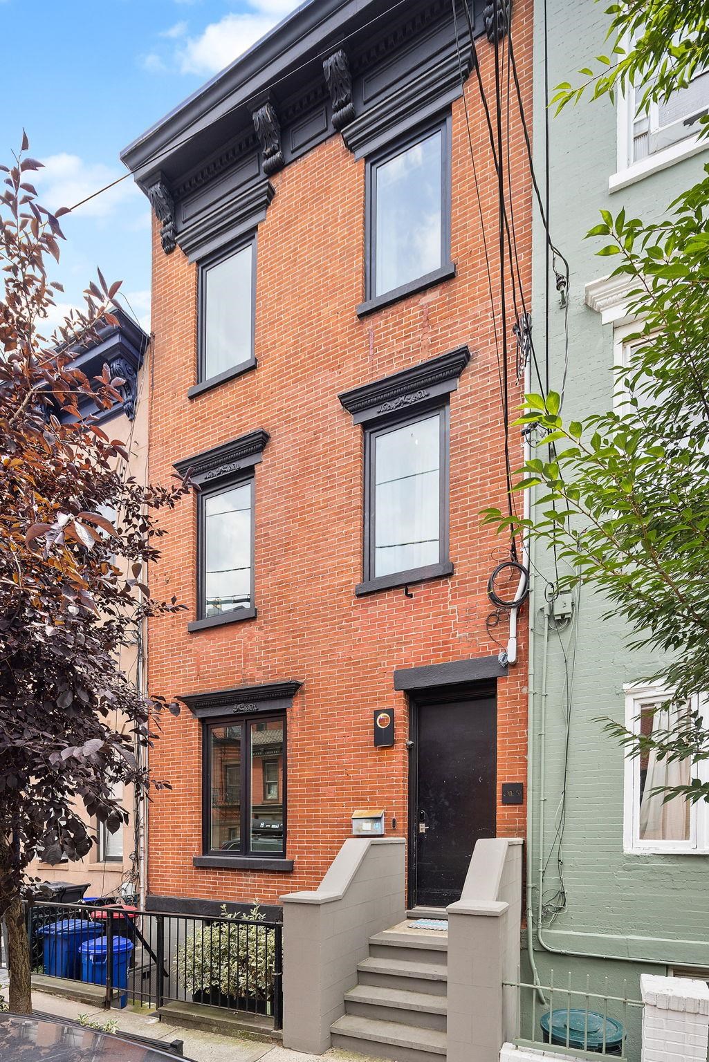 # 250015138 - For Rent in Hoboken NJ