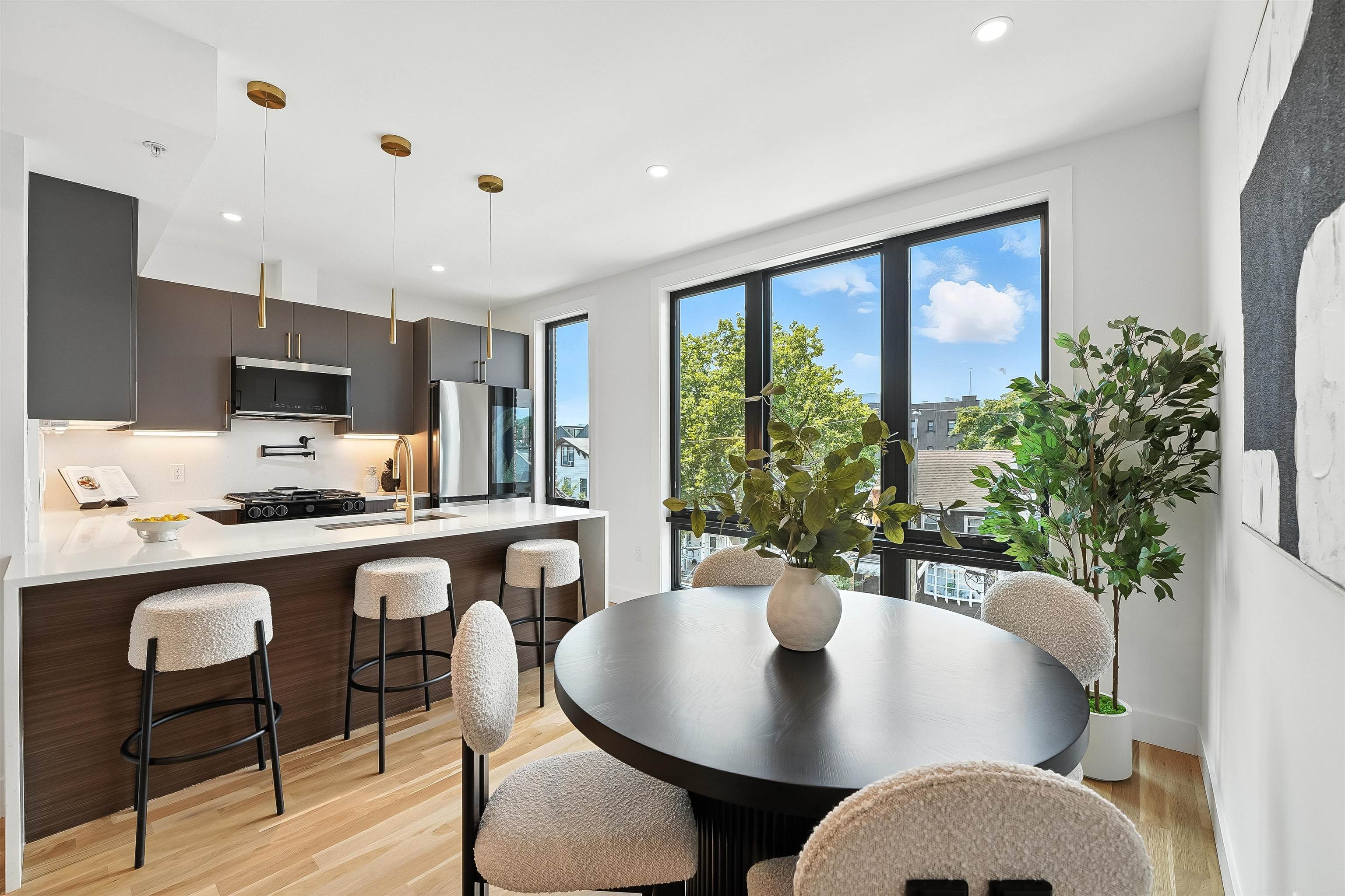 # 250015153 - For Rent in JERSEY CITY - Heights NJ
