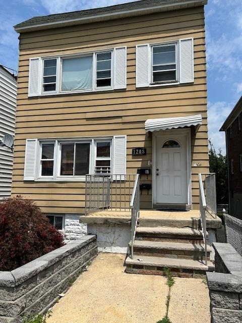 # 250015161 - For Rent in North Bergen NJ
