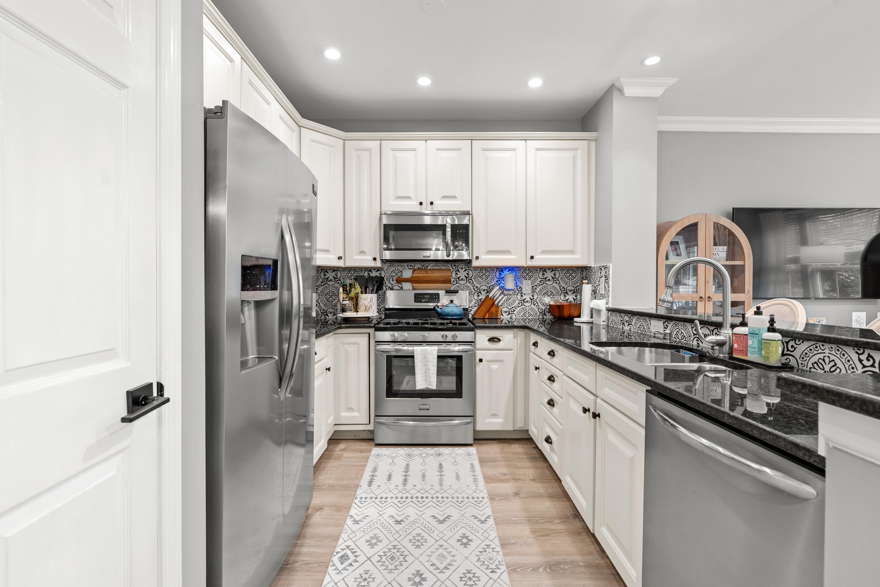 # 250015162 - For Rent in Clifton NJ
