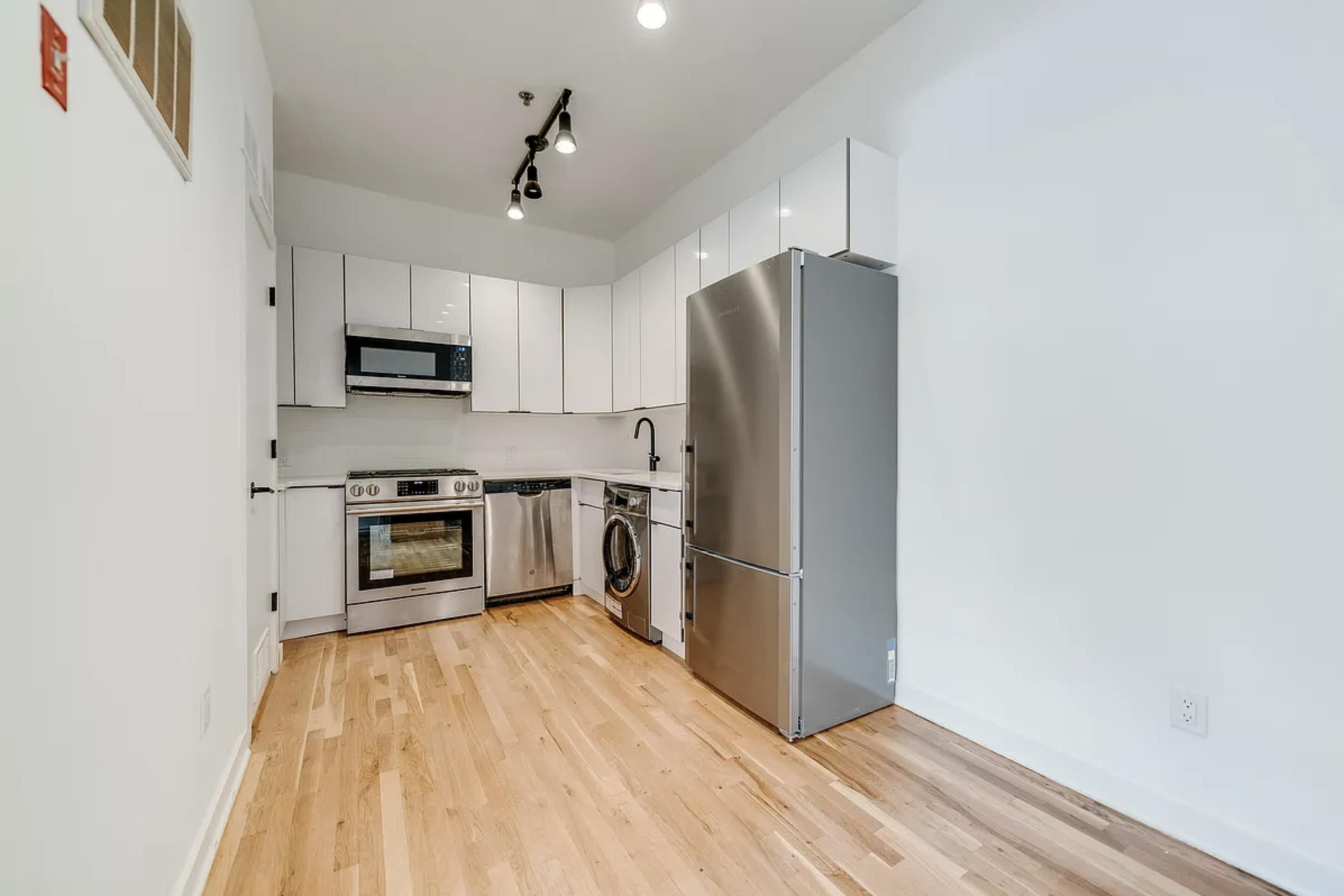 # 250015174 - For Rent in Hoboken NJ