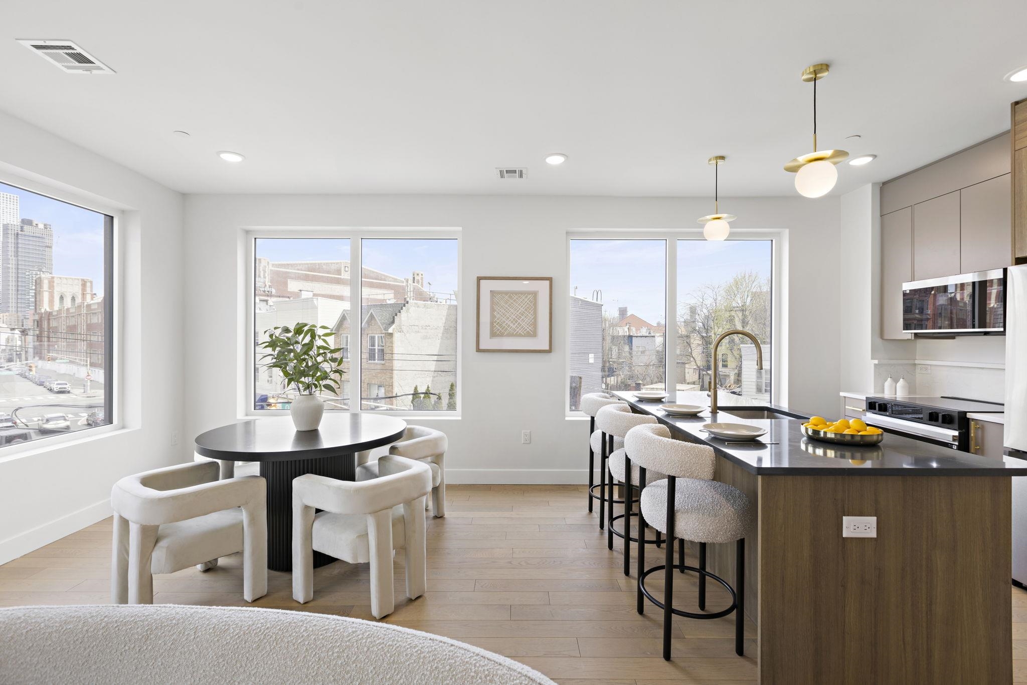 # 250015179 - For Rent in JERSEY CITY - Journal Square NJ