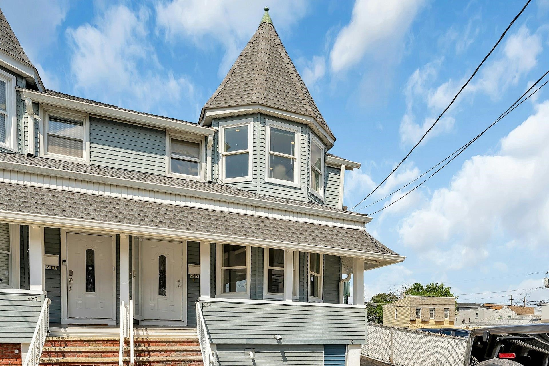 # 250015199 - For Rent in Fairview NJ