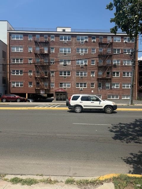 # 250015202 - For Rent in North Bergen NJ