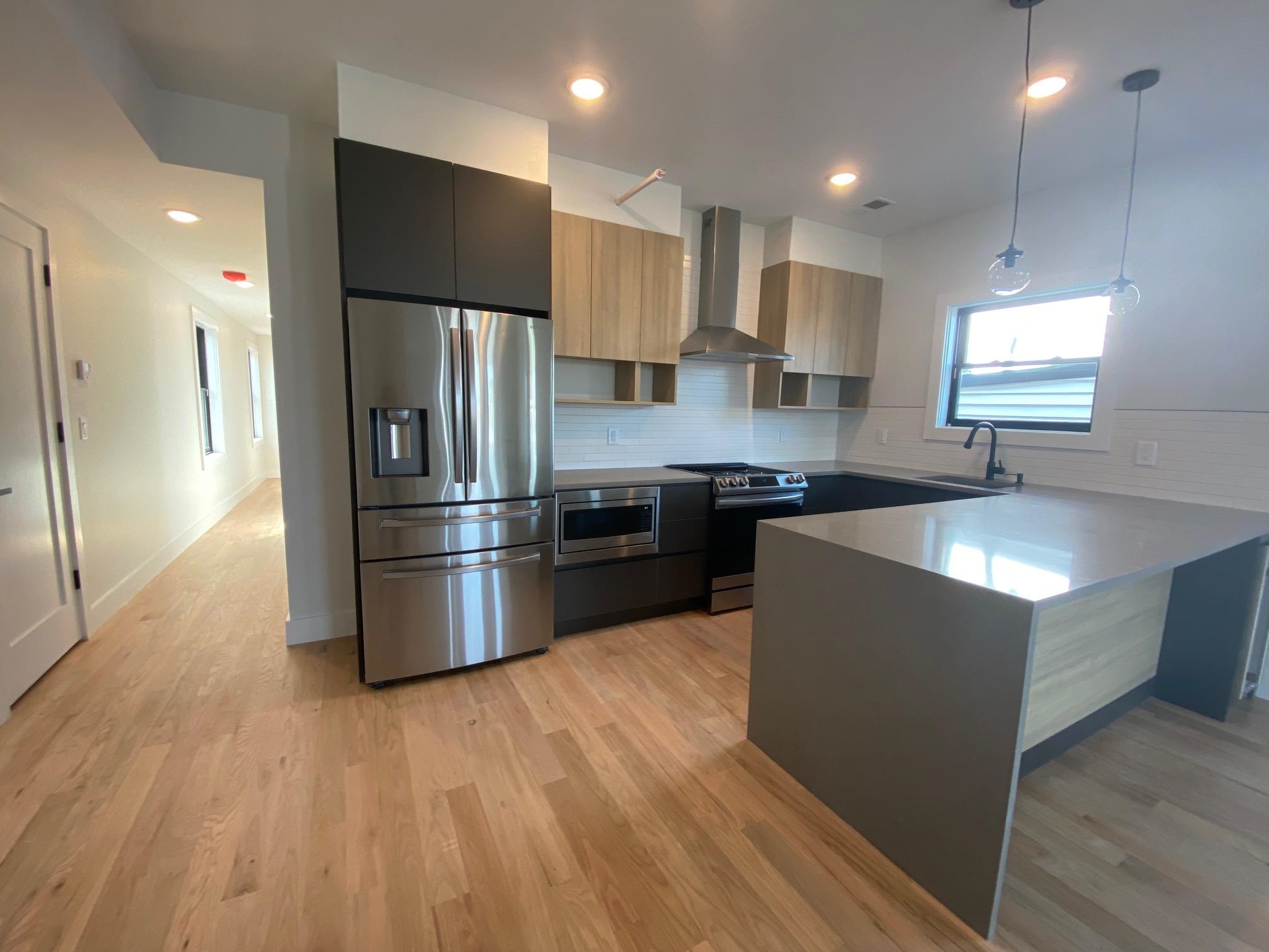 # 250015214 - For Rent in JERSEY CITY - Heights NJ