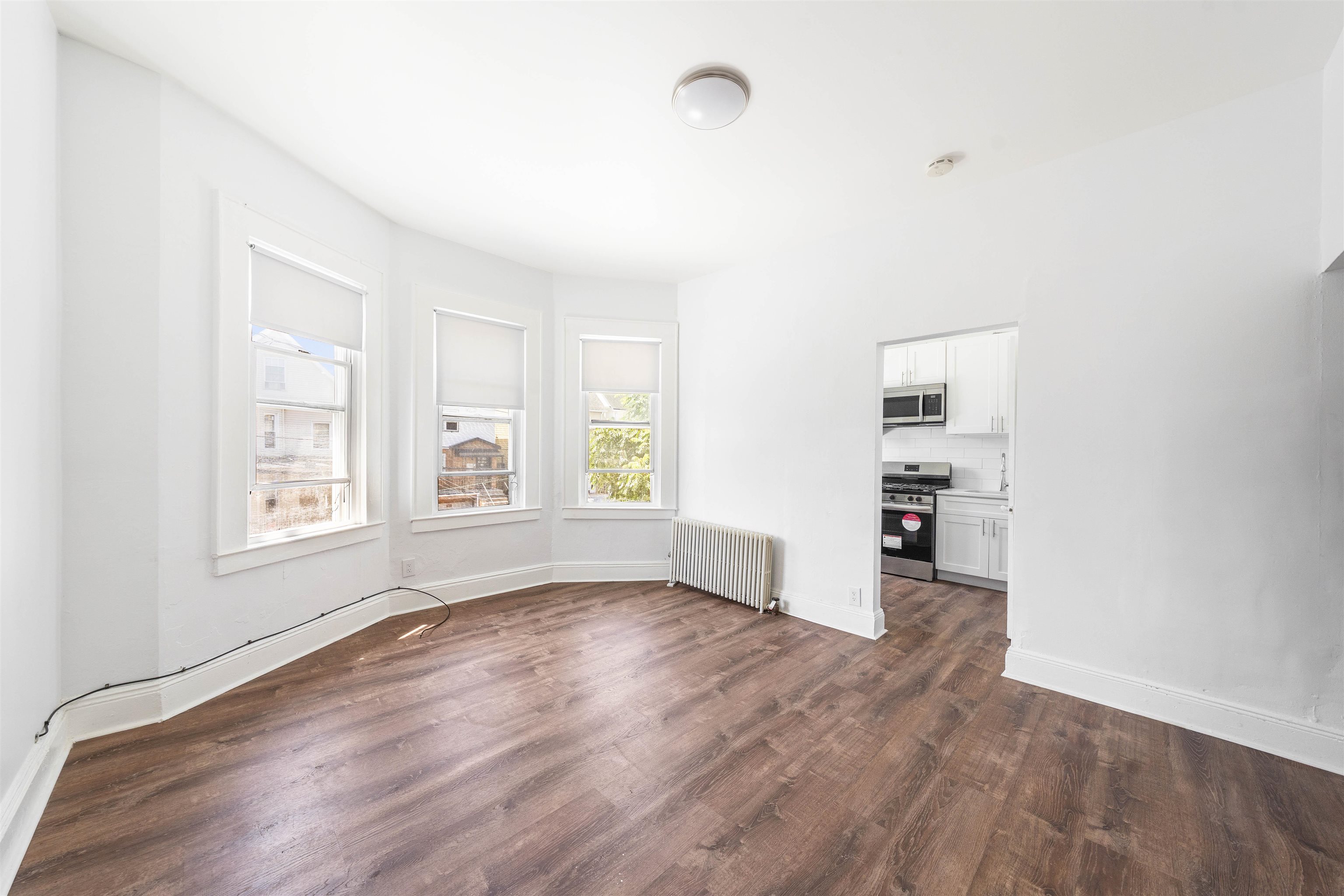 # 250015284 - For Rent in West New York NJ