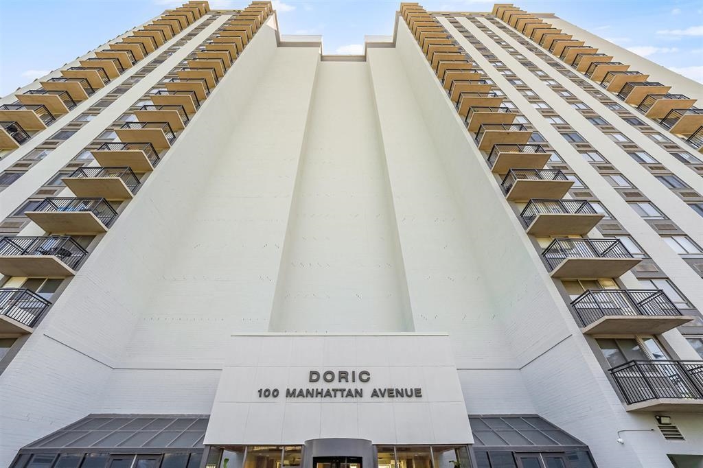 # 250015308 - For Rent in Union City NJ