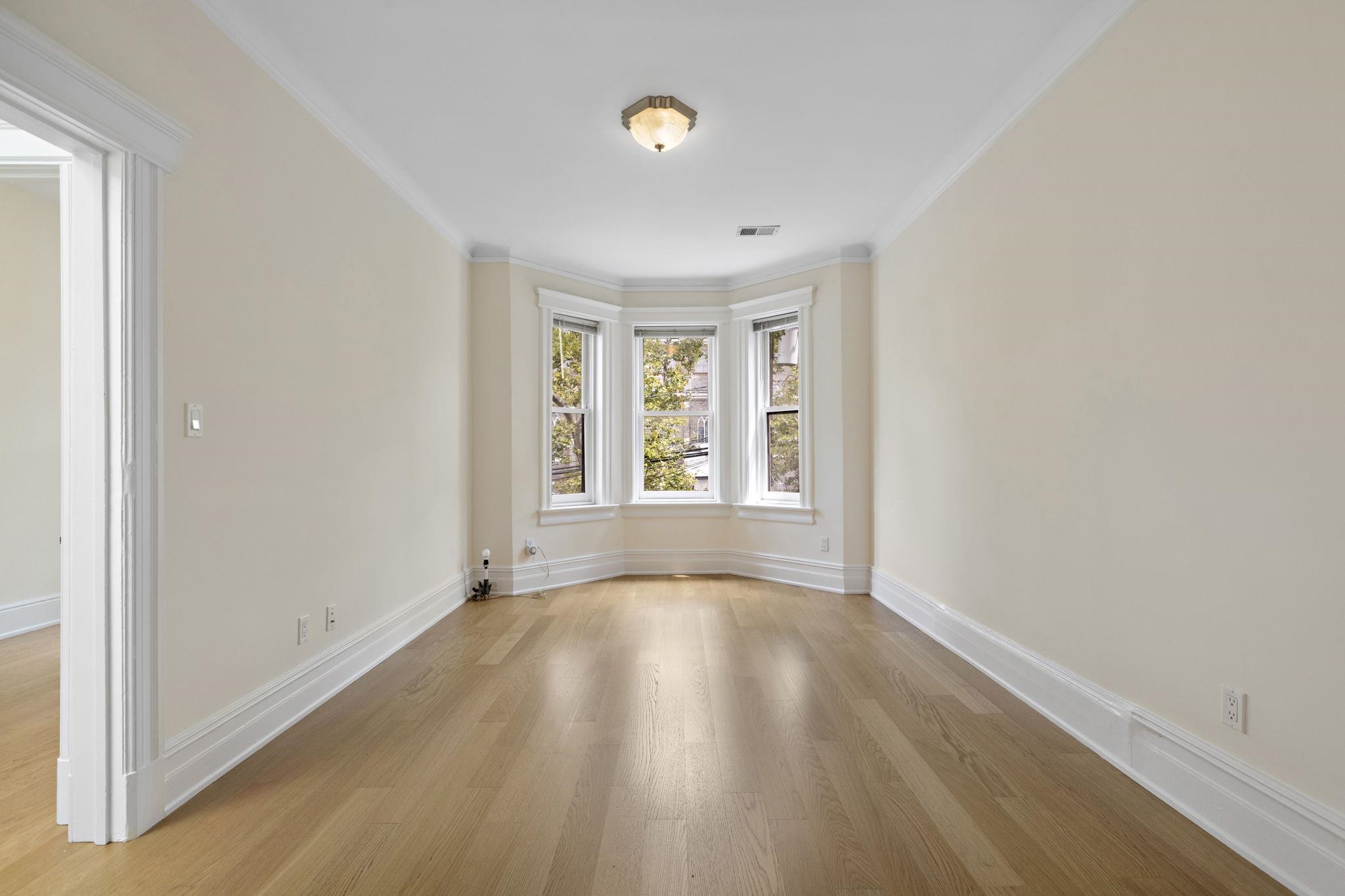 # 250015323 - For Rent in JERSEY CITY - Journal Square NJ