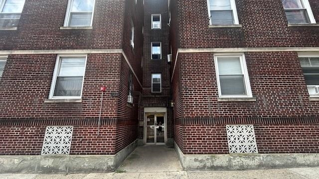 # 250015342 - For Rent in West New York NJ